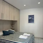 Fefalu House