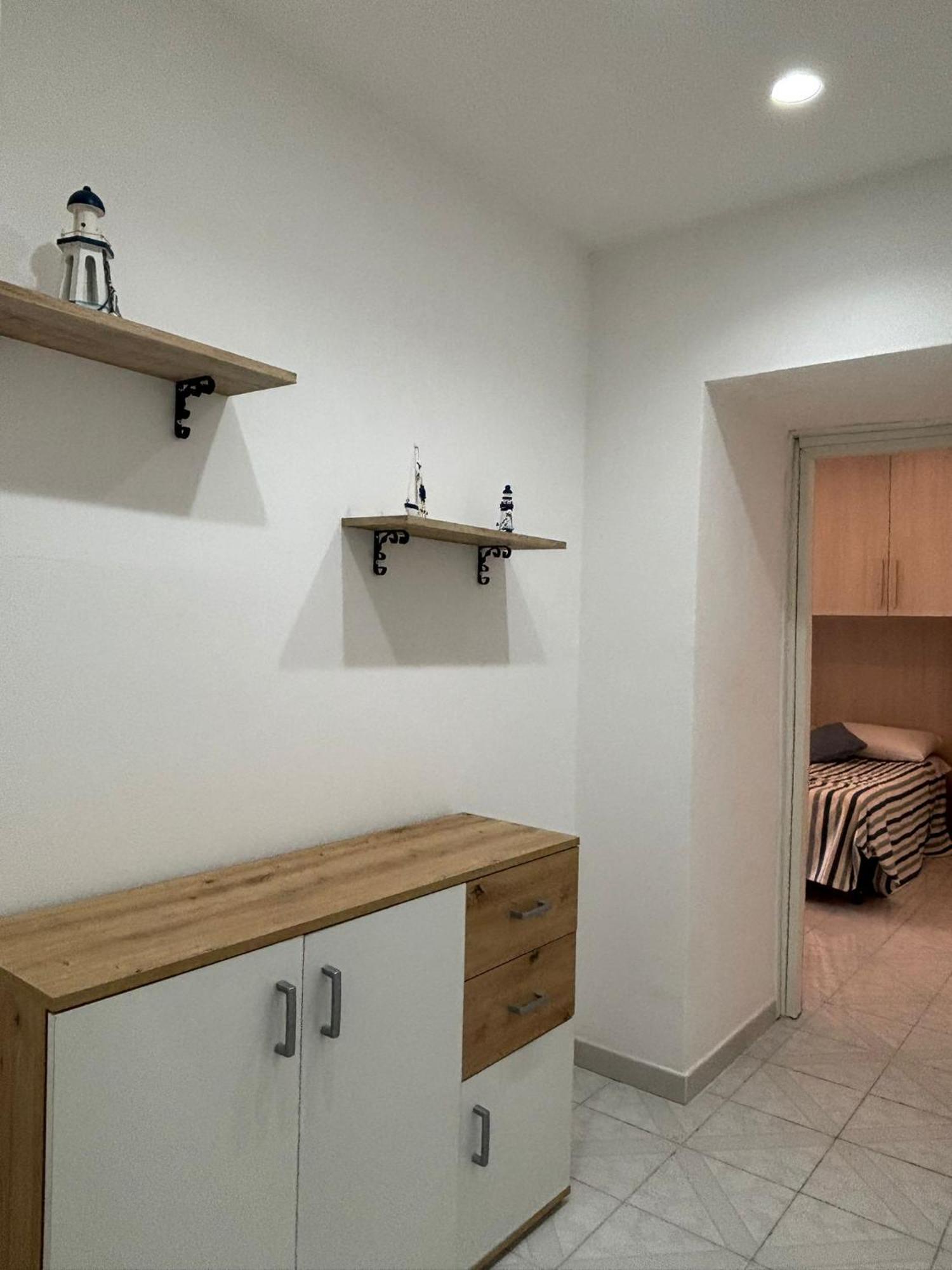 Fefalu House *